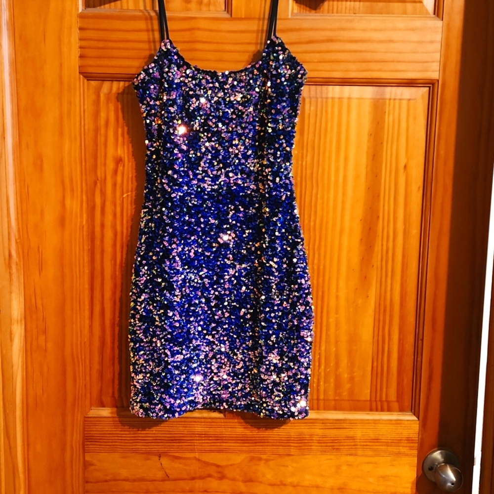 Mini length prom dress